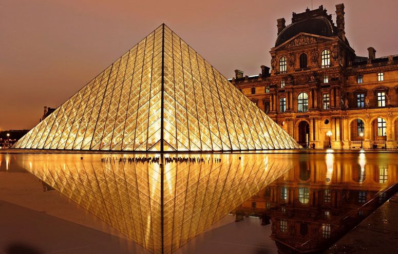 10 Curiosidades de París 10 Curiosidades de París